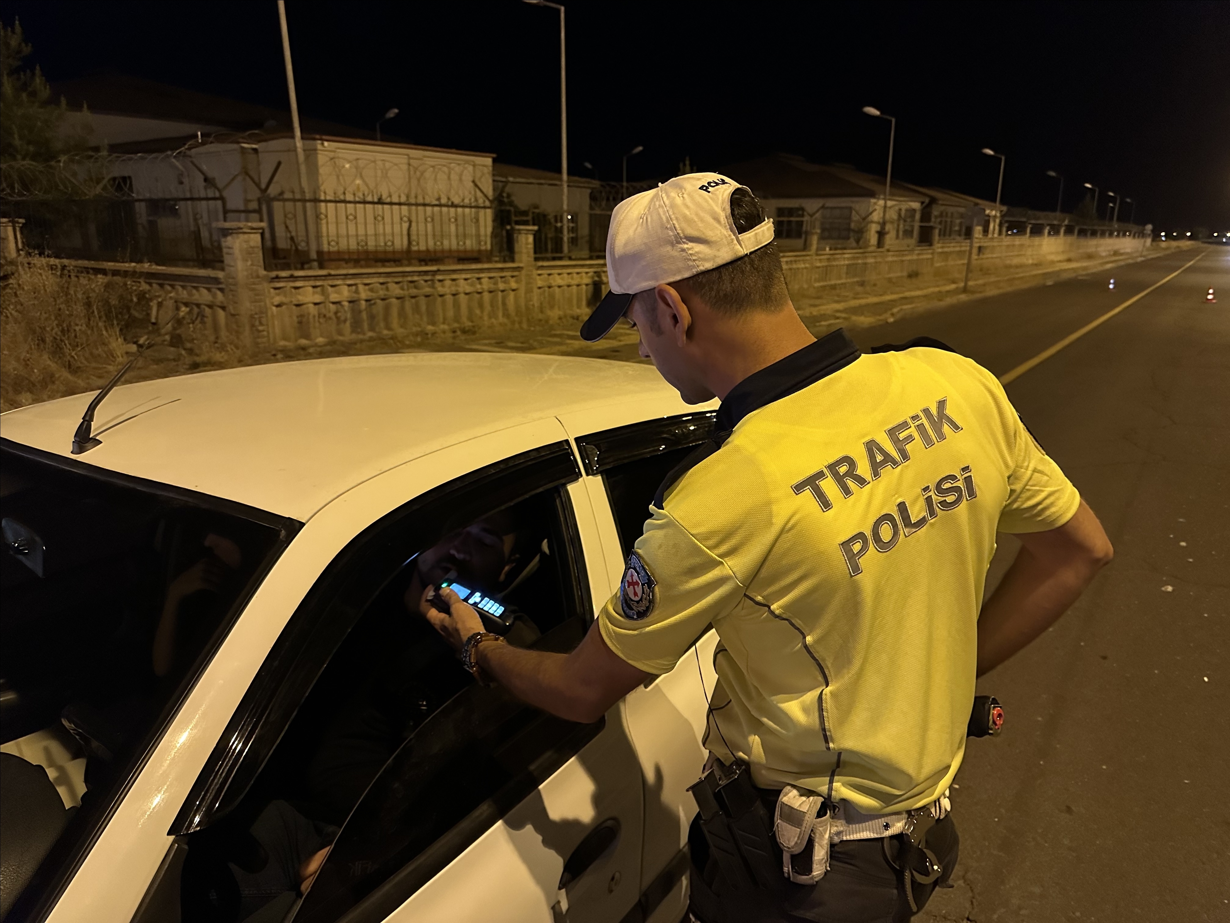 AA-20230624-31514395-31514391-DIYARBAKIRDA_POLIS_EKIPLERINDEN_ASAYIS_UYGULAMASI
