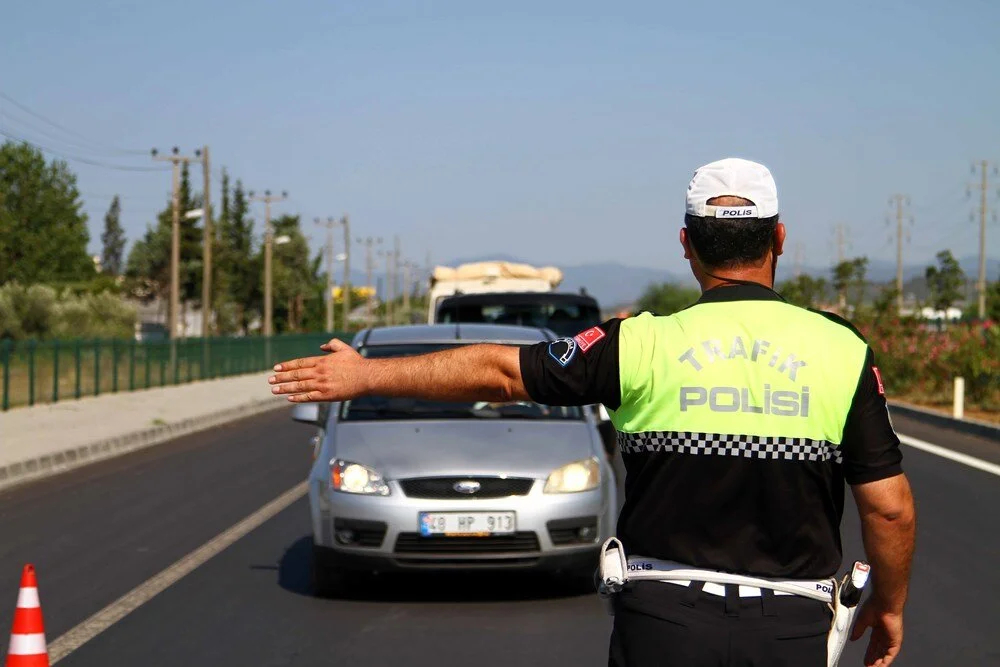 İstanbul trafiğe kapalı yollar, alternatif güzergahlar, İstanbul Valiliği açıklaması