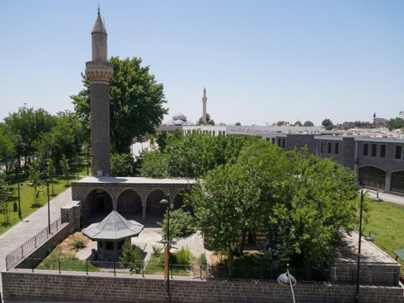 Diyarbakır'daki O Minareye Neden ''Kot Minare'' Deniyor..