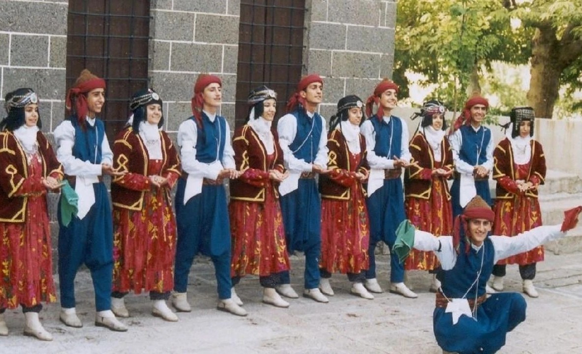 Diyarbakır'ın halay ve delilo dışındaki oyunlarını biliyor musunuz? 