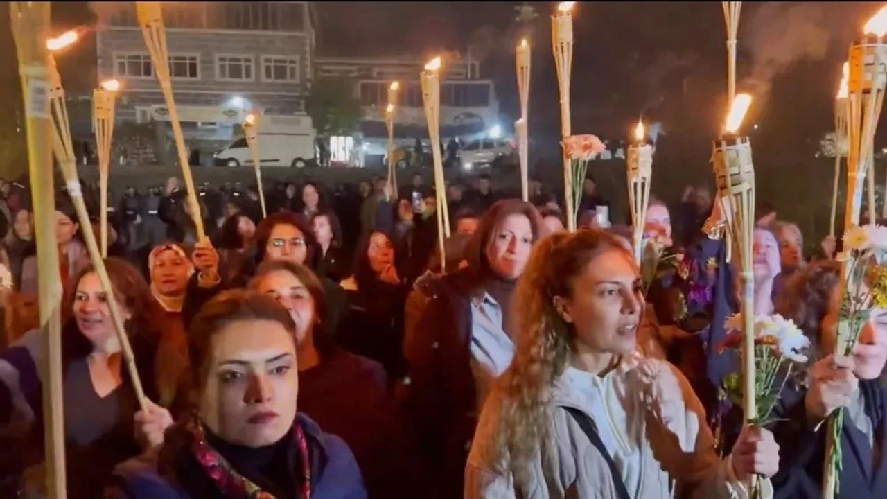 Diyarbakir Valiligi Jin Jiyan Azadi Sloganini Yasakladi Mi.jpg