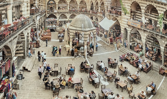 Diyarbakır'da han yaptırdı çatışmada öldü