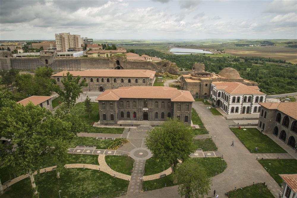 Diyarbakır'ın kaderi yıllarca bu merkezde belirlendi