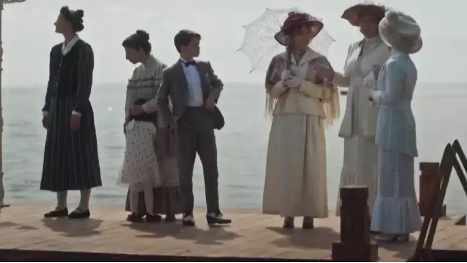 Şakir Paşa Ailesi: Mucizeler ve Skandallar dizisi, entrika ve sırlarla dolu 1912 yılına uzanan hikayesiyle NOW TV'de izleyiciyle buluşuyor. 