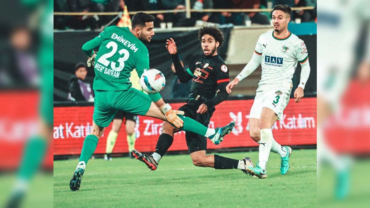 Amedspor Kupaya Alanyada Veda Etti2