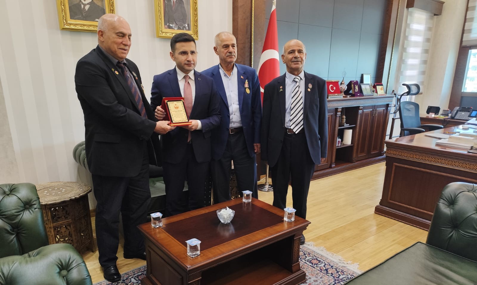 Diyarbakır'da kaymakamdan Kürtçe karşılama