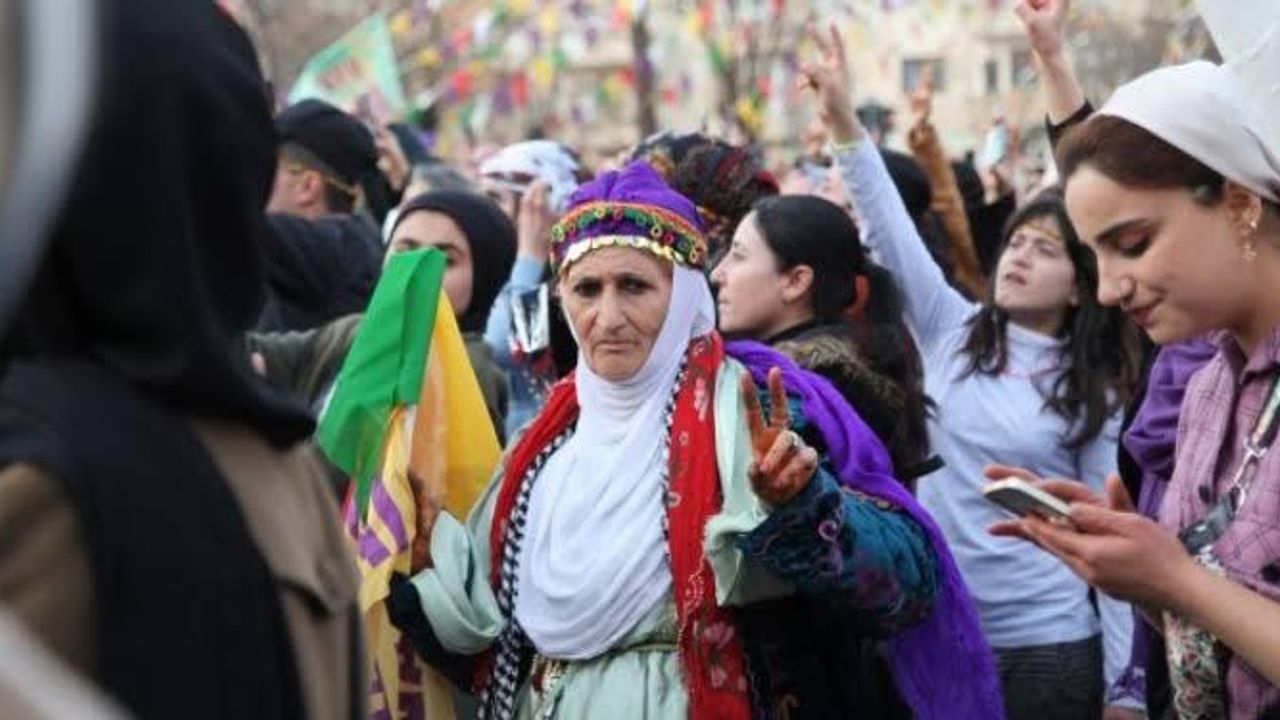 Kürt kadınları ne yer, ne içer ne dinler?