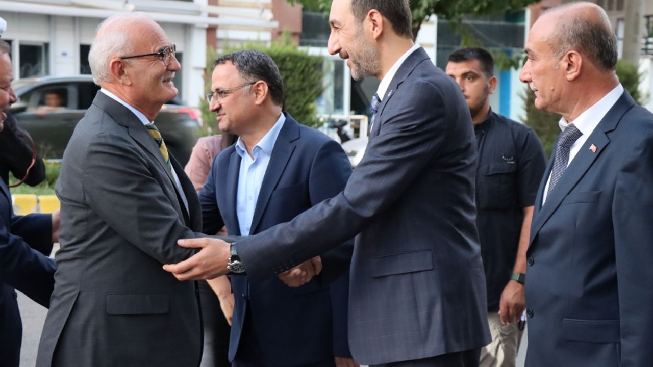 AK Parti Yerel Yönetimler Başkanı Yılmaz, Kilis'te konuştu:
