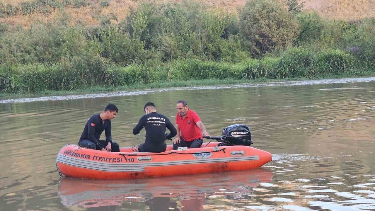 Dicle Nehri’nde kaybolan gencin cansız bedenine ulaşıldı