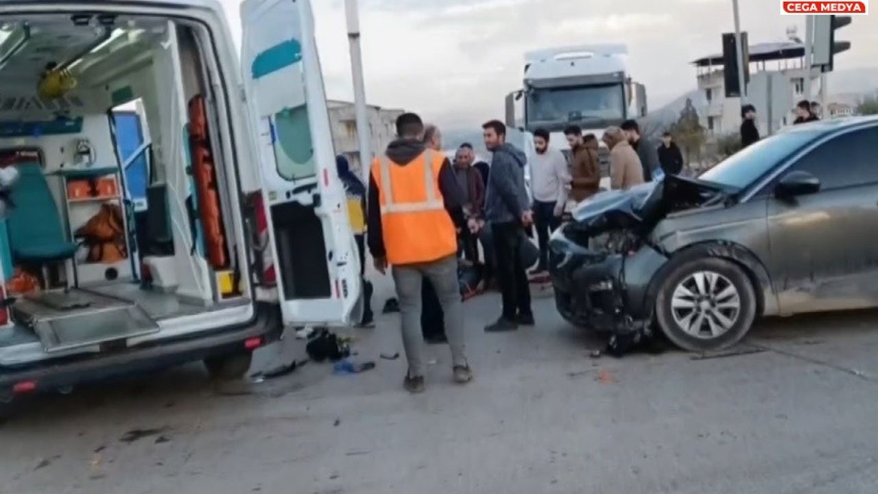 Gaziantep’te kaza: Motosiklet sürücüsü yaralandı
