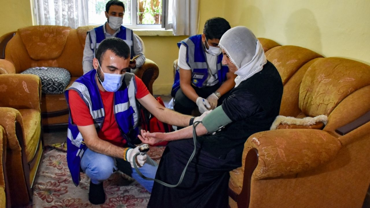 Diyarbakır’da yurttaşlara evde sağlık ve bakım hizmeti