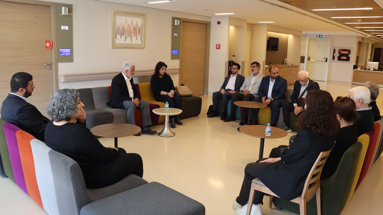 DEM Parti ve HÜDA PAR ilk kez bir araya geldi