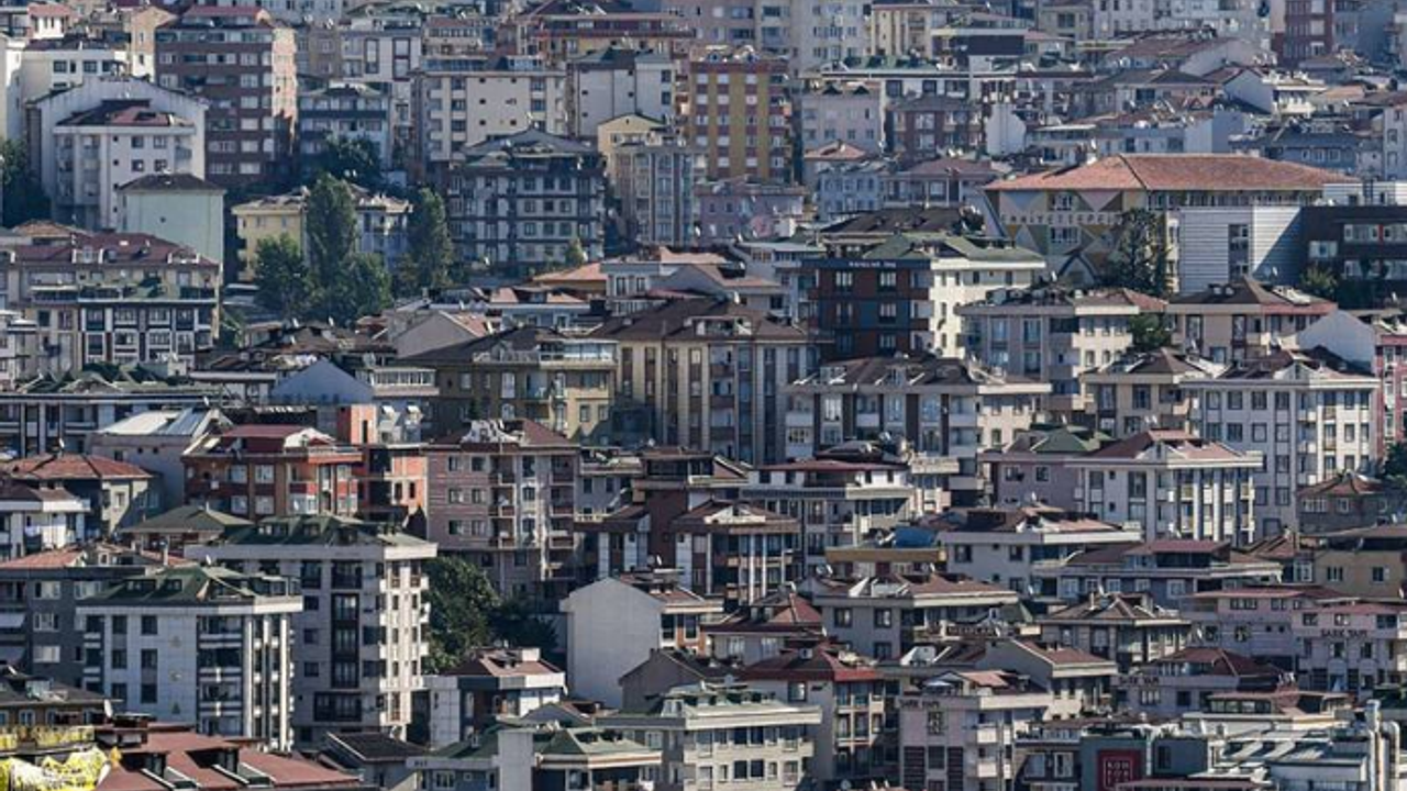 İstanbul’da 2 bin 928 bina hasarlı çıktı