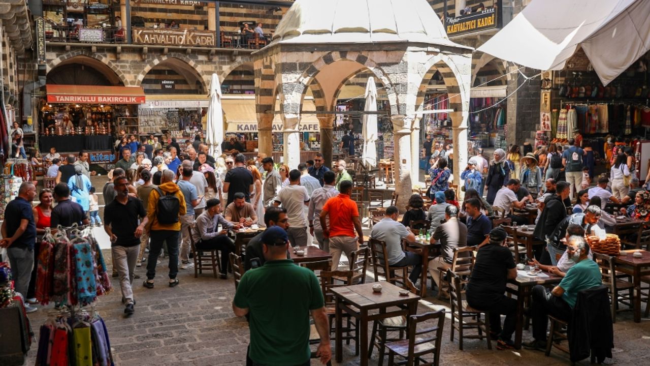 20 üst düzey yönetici Diyarbakır'da