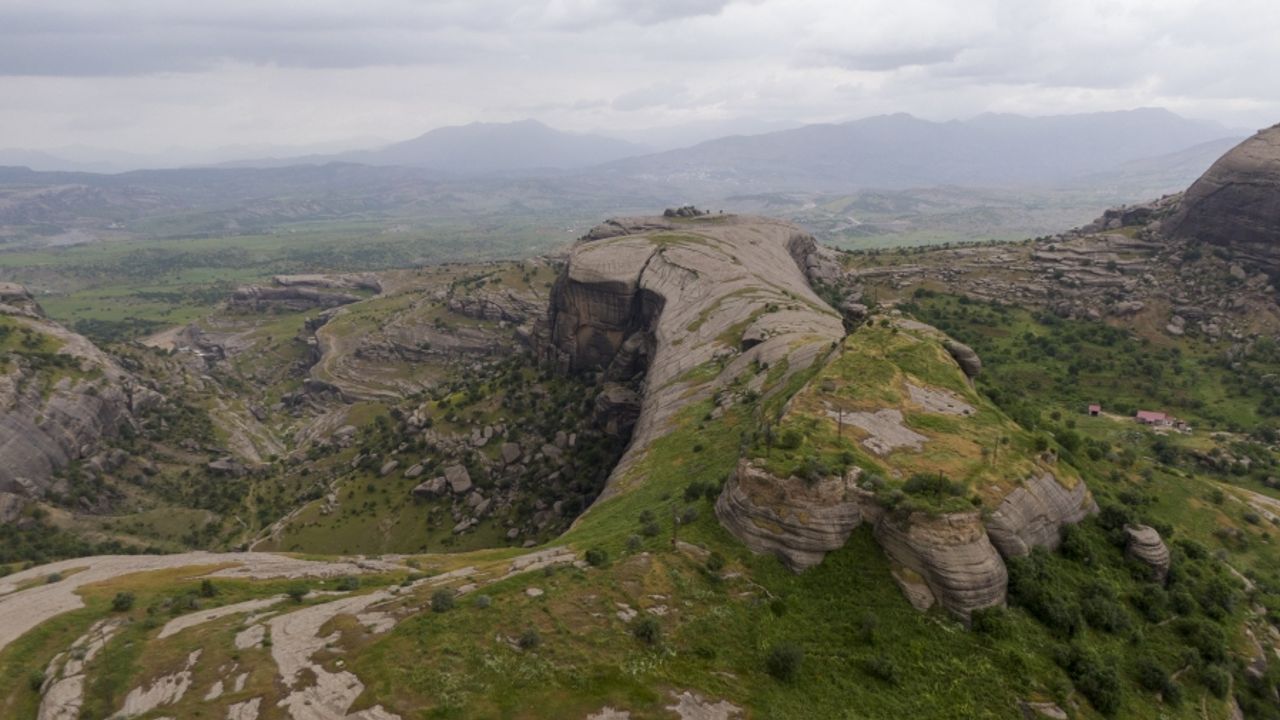 Diyarbakır Büyükşehir’den Kefrun Kalesi’ne doğa yürüyüşü