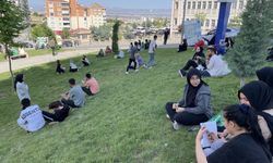 Deprem bölgesi illerinde YKS'nin ilk oturumu başladı