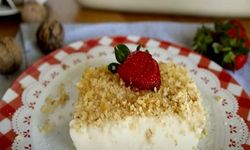 Sütlü tatlı severlerin vazgeçemediği enfes bir lezzet! Saray muhallebisi nasıl yapılır? Tarifi, püf noktaları...