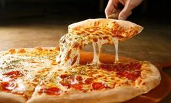 Dışarda yediğiniz tüm pizzaları unutun! Tadına doyamayacağınız evde pizza tarifi