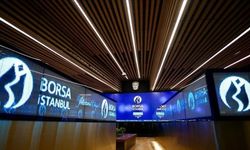 Borsa günün ilk yarısında rekor seviyeyi gördü