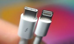 iPhone 15'te Lightning kablodan USB-C'ye geçiş mi olacak