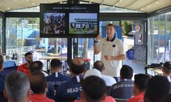 Eğitimlerini PSG’nin hocası verdi