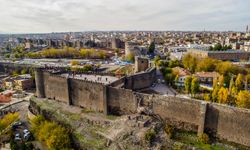 Diyarbakır Sur'da gökyüzü renklenecek