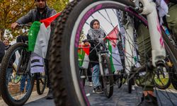 İsrail saldırılarına pedallı protesto