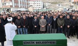 Evinde ölü bulunan il genel meclis üyesi defnedildi