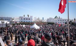 Tunus’ta hükümete protesto