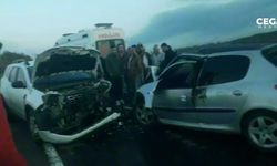 Diyarbakır'da trafik kazaları: 11 yaralı