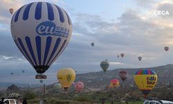 Kapadokya’da balonlar gökyüzüne renk kattı