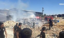 Şanlıurfa'da geri dönüşüm fabrikasında yangın