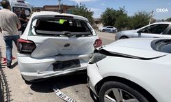 Diyarbakır’da zincirleme kaza: 3 araç çarpıştı 4 yaralı