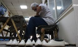 Diyarbakır'da yarım asırdır ayakkabı üretiyor