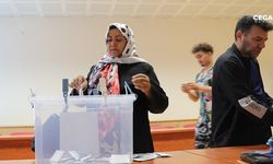 İranlı seçmenler ikinci tur için Van’da oy kullandı