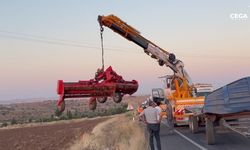 Şanlıurfa’da Traktör yüklü tır devrildi