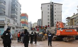 Depremde 21 kişinin öldüğü Gölgeler Apartmanı davasında karar çıktı