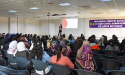 Diyarbakır’da  kadın personellere ‘toplumsal cinsiyet’ semineri