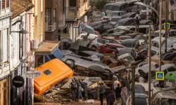 Çamurlu seller İspanya'yı yuttu