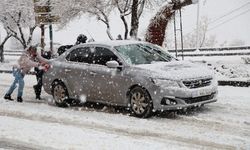 Diyarbakır’ın komşusunda kar yağışı: Kent beyaz örtüyle kaplandı