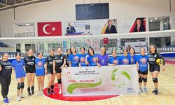 Hakkarili kadınlar voleybolda iddialı