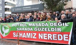 Amedspor Diyarbakır Gençlik Spor İl Müdürlüğü önünde seslendi: Sahamız nerede?