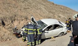 Diyarbakır'da otomobil takla attı: 6 yaralı