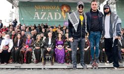 Amedspor, hem protokolde hem alanda Newroz kutladı