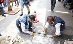 Diyarbakır’da Kürt şairlerinin beyitleri kaldırım taşlarına işlendi