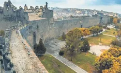 Diyarbakır’da gizemli piramit ve dev hazine küpleri!