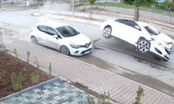 Park halindeki araca çarptı: 1 yaralı