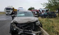 Otomobil ile kamyonet çarpıştı: 1 ölü, 3 yaralı