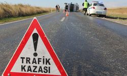 Şanlıurfa'da minibüs ile hafif ticari araç çarpıştı
