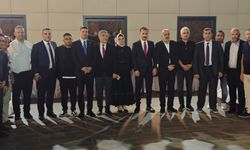 Gönüllere giren müdür Diyarbakır'a veda etti